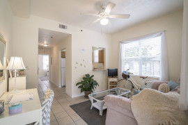 1_Living_Room_6809-1