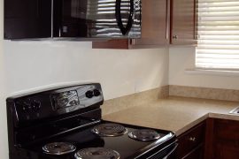 BV 2BR Kitchen Stove View